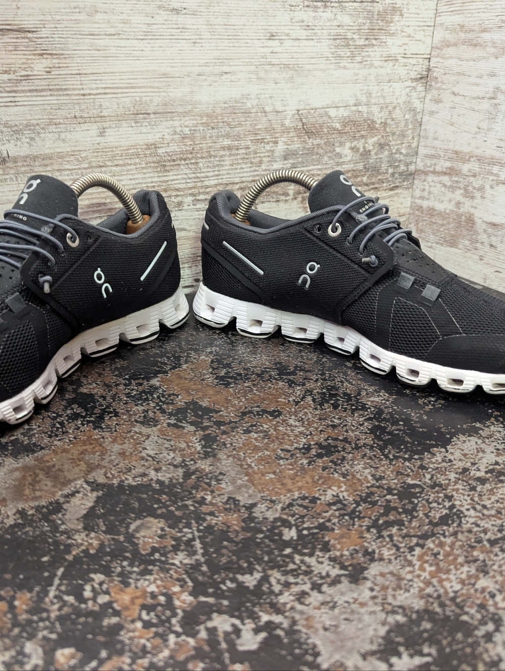 Womens On Cloud Athletic Shoes Sz 8 Used Black Mesh Walking Gym Workout - Picture 4 of 8